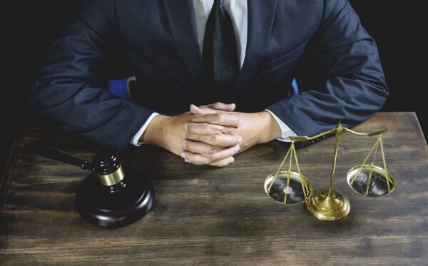 o-que-diz-o-artigo-34-do-Estatuto-da-OAB o que diz o artigo 34 do Estatuto da OAB